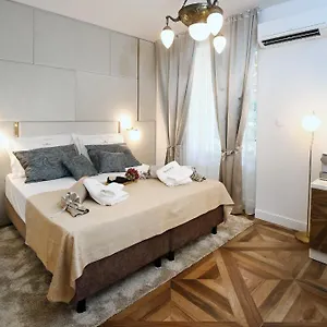 Gasthuis Garden Luxury, Split