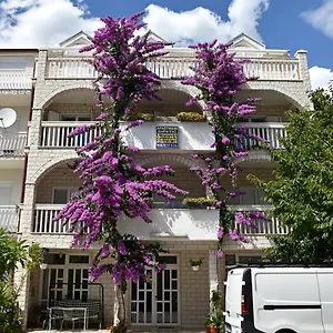  Apartment Cipetic Croatia