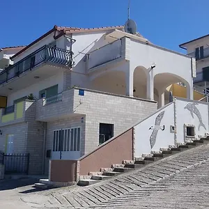 Karmen Apartment Trogir